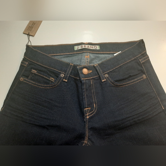 J brand Jeans - Picture 3 of 4